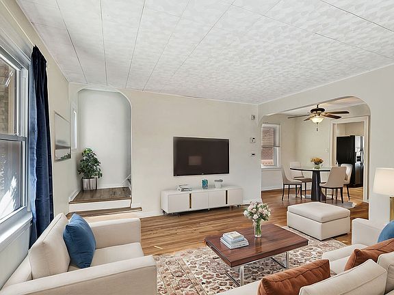 Living Room (Virtually Staged)