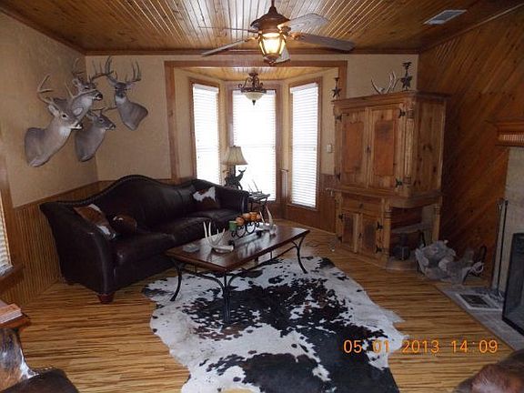 4th image of 18 N Avenue A