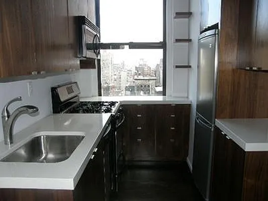 Rented by Triumph Property Group | media 14