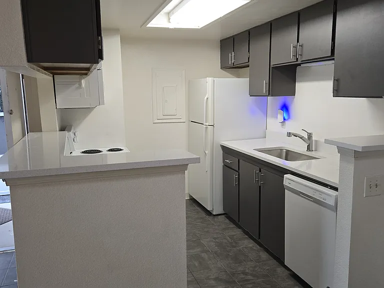 943 S Zeno Way #108 — Photo 4