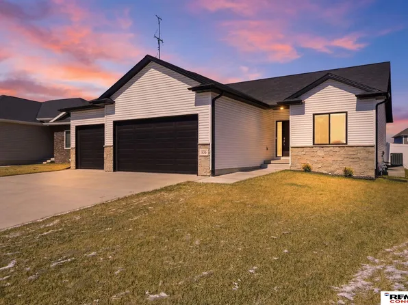 836 W Miramonte Rd, Lincoln, NE 68523