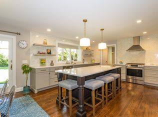 23 Meadowbrook Rd, Short Hills, NJ 07078