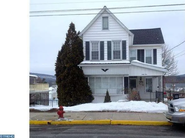 64 Schuylkill St, Cressona, PA 17929