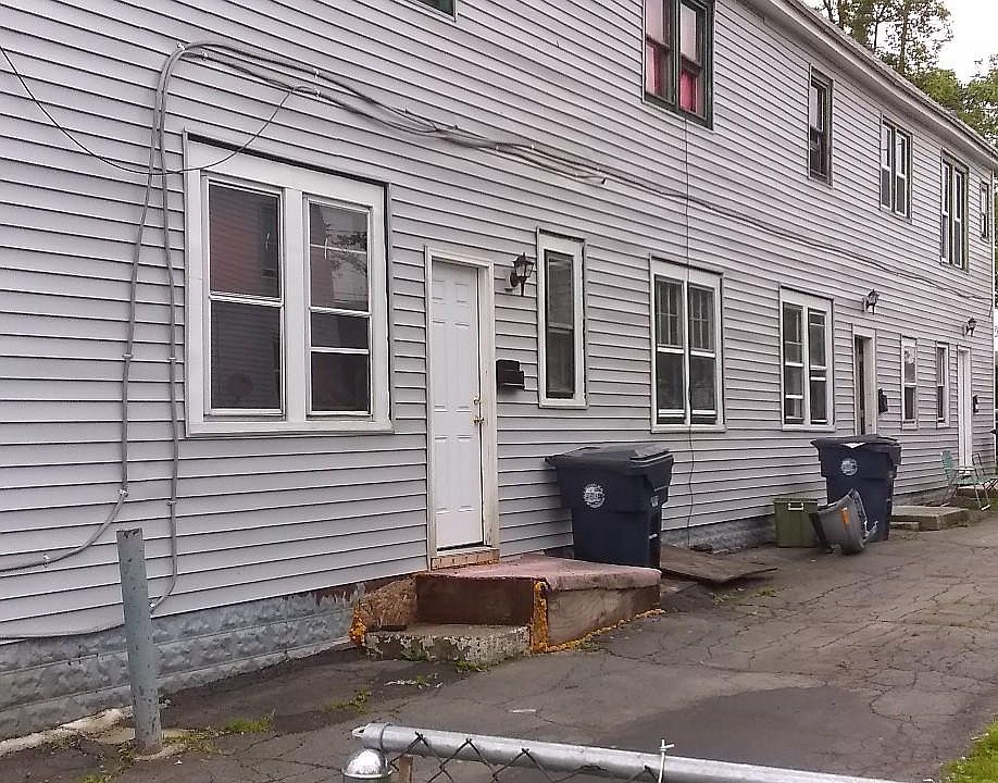 1st image of 16 Lebanon St Lowr #