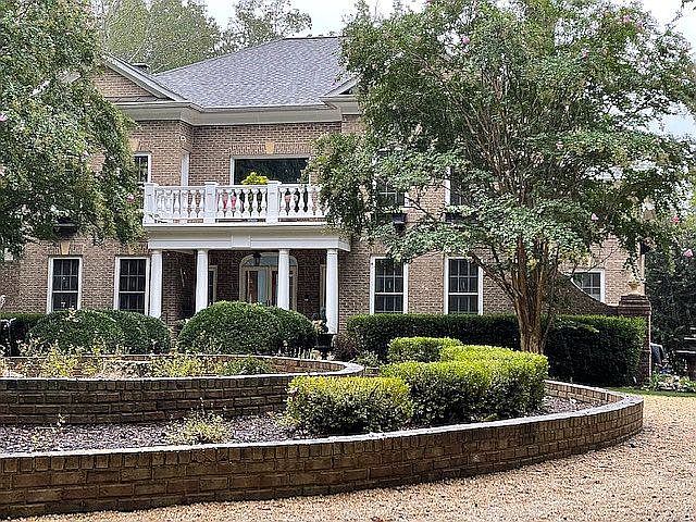 1st image of 9565 Briar Ln