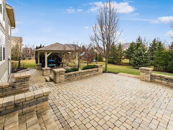 5th image of 4182 Brinsworth Dr