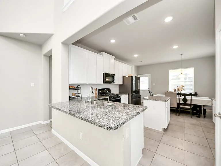 6302 Prince Place Dr — Photo 8