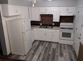 2413 Welbeck Rd, Des Moines, IA 50310