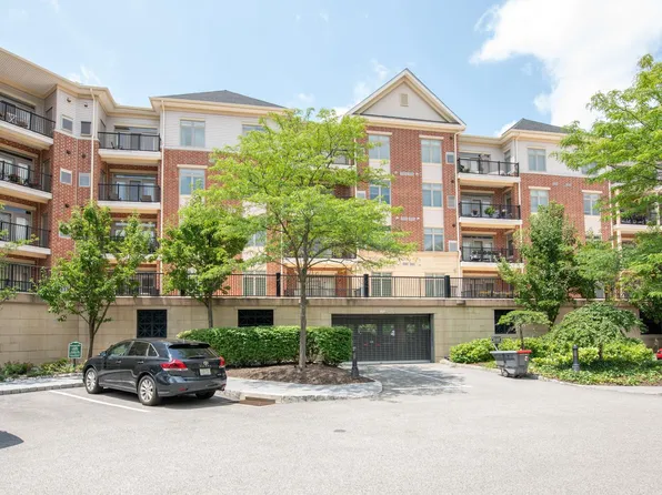 350 Carson Ter, Huntingdon Valley, PA 19006