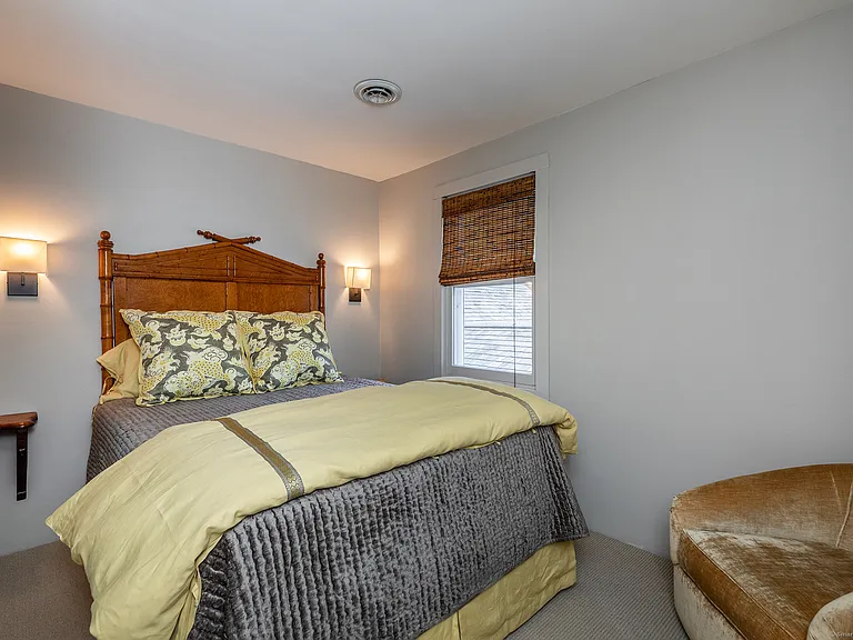 102 Westwoods Rd #1 — Photo 22