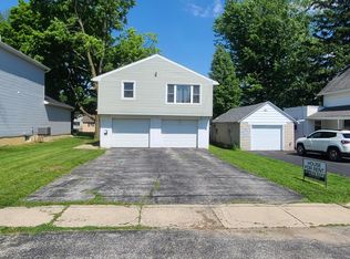 727 Dayton Ave, Findlay, OH 45840