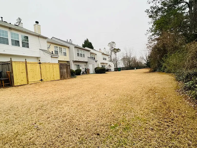 74 Highoak Dr NE — Photo 28