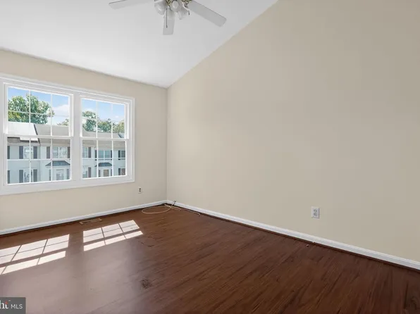 7706 Periwinkle Way, Severn, MD 21144