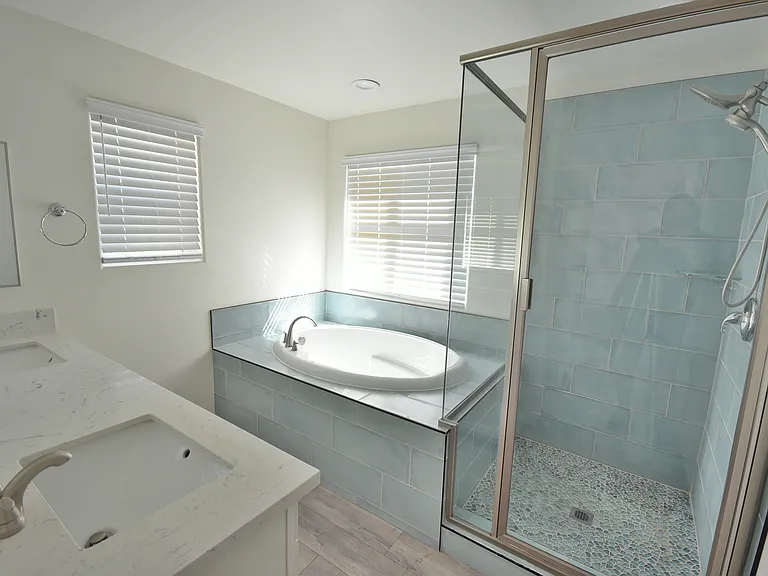 3041 Lake Como Ave — Photo 30