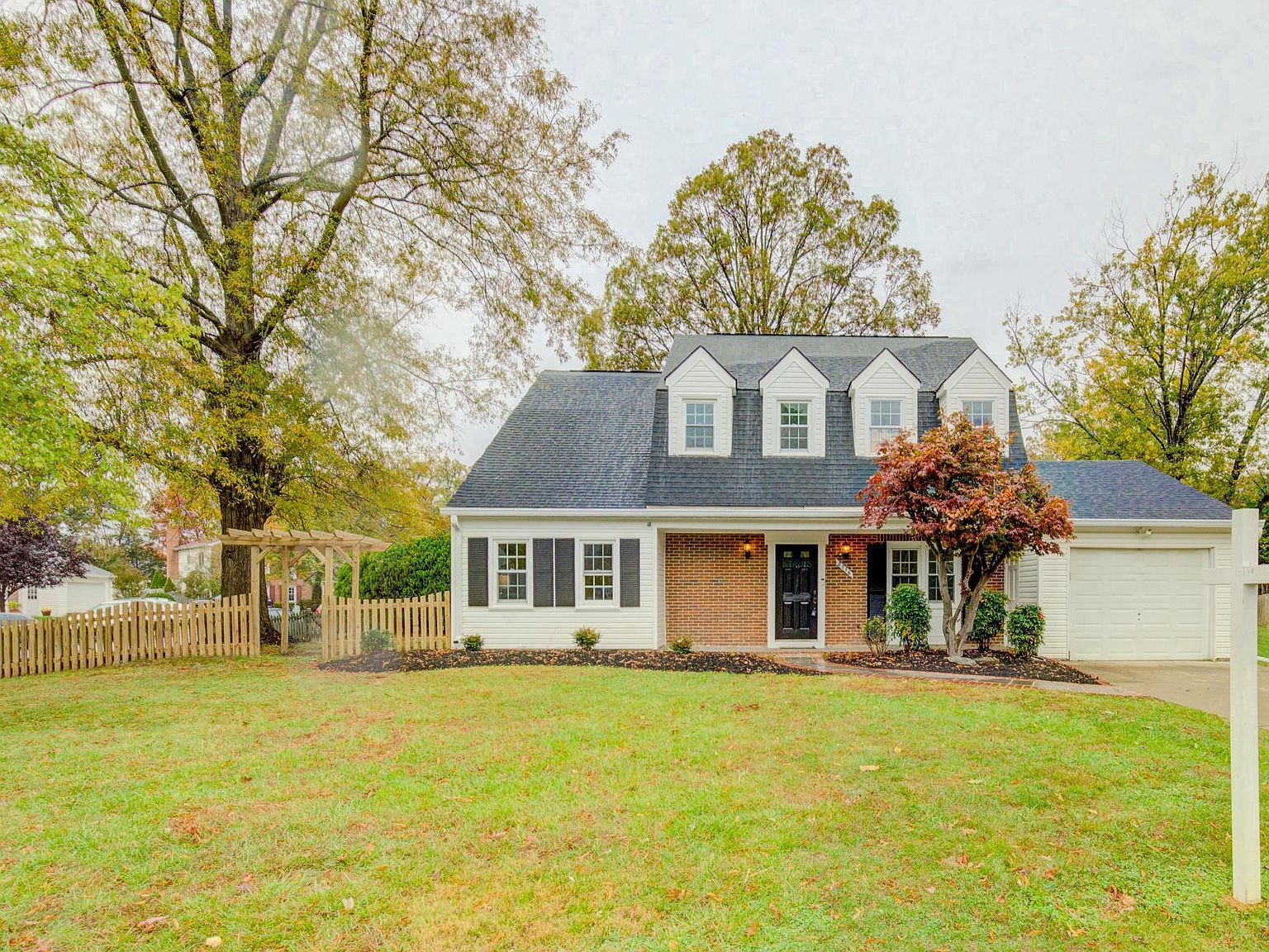 2116 Maleady Dr, Herndon, VA 20170 Zillow