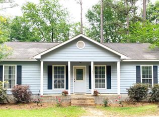 1433 Summerhill Rd, Thomasville, GA 31757