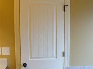 105 Maplewood Ct, Hudson, NC 28638