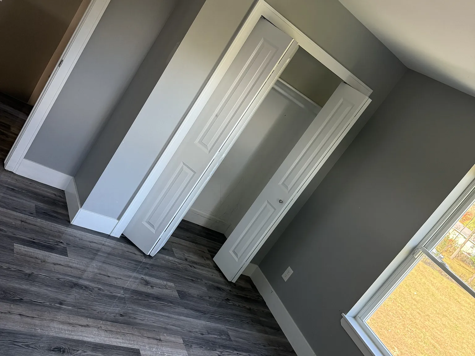 3224 W Miller Duplex - 1 — Photo 2