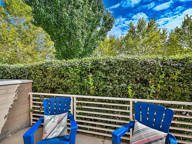 11216 S Summer Heights Dr W — Photo 4