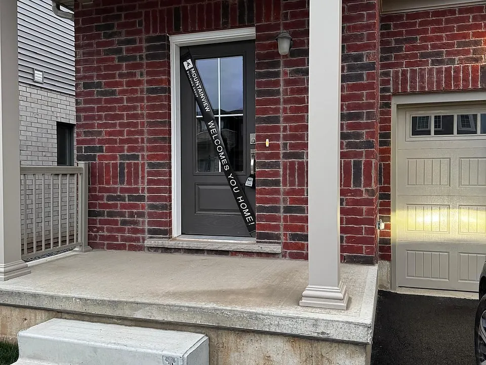 44 Samuel Ave