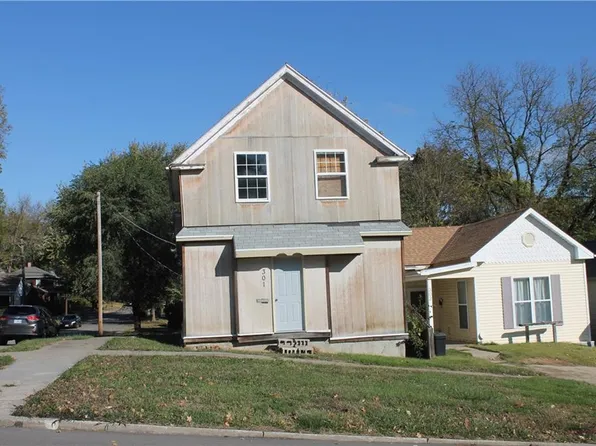 301 E Highland Ave, Saint Joseph, MO 64505