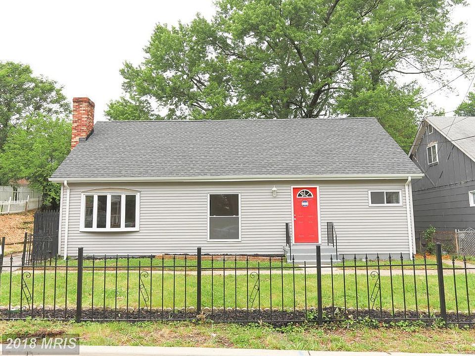 1st image of 717 Nova Ave