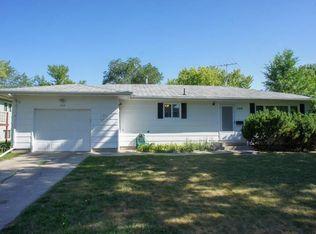 249 32nd Ave N, Fargo, ND 58102