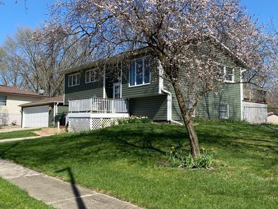 55 Dato Dr, Streamwood, IL, 60107