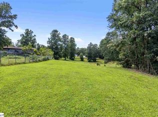 132 Quiet Ln, Easley, SC 29640