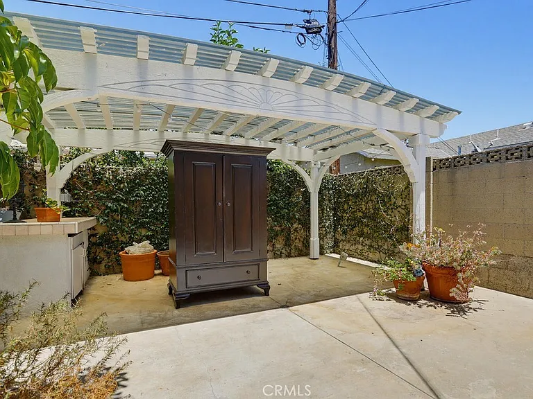 2705 E Jacaranda Ave — Photo 62