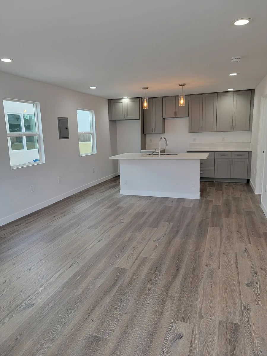 Building Photo - 63 W 83rd St #613-1/2