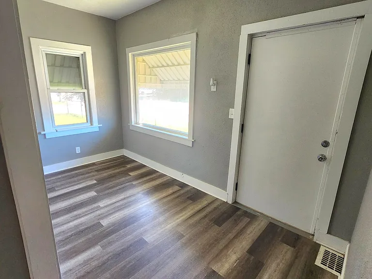 2501 Wisconsin St — Photo 18