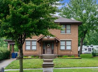 607 9th St, Highland, IL 62249