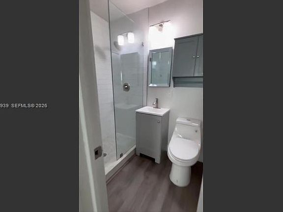 4th image of 1133 NE 16th Pl #1