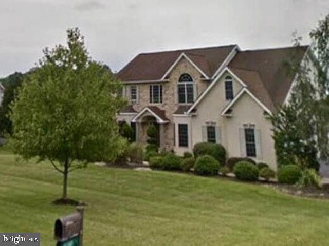 2nd image of 2147 Terry Rd