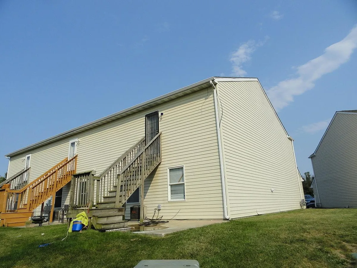 Building Photo - 1553 Stonefield Dr