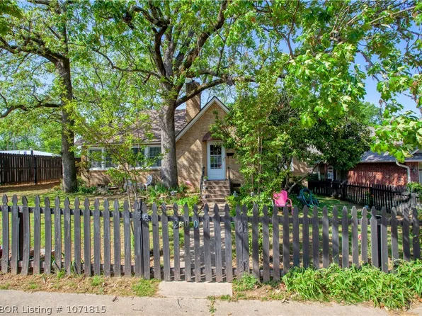2001 S P St, Fort Smith, AR 72901