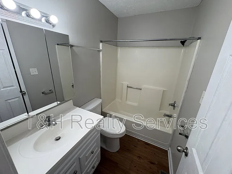520 S Pike St — Photo 16