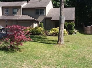 262 Thimbleberry Rd, Malta, NY 12020
