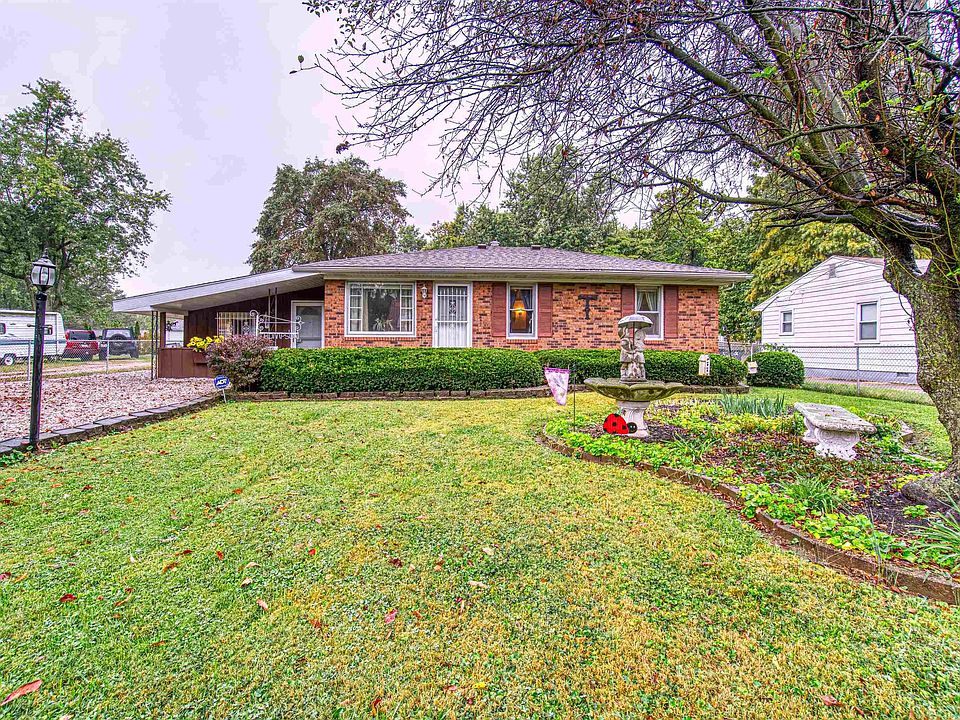1st image of 1921 Hicks Dr