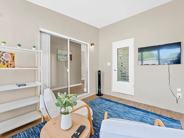 Wild Rose Dr NE — Photo 4