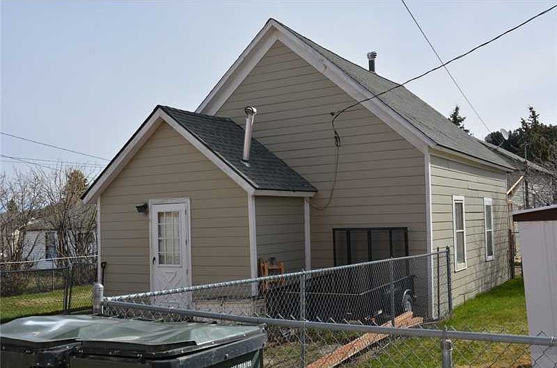 2nd image of 107 Platt Ave S