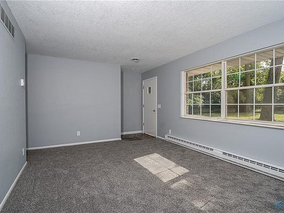 4th image of 4036 Talwood Ln