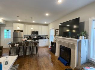 65 I St #1R, Boston, MA 02127