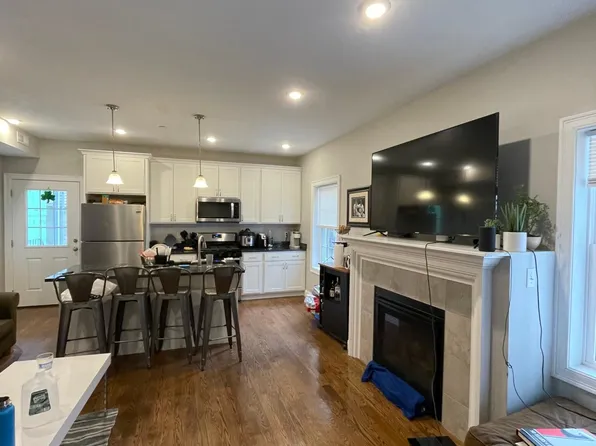 65 I St #1A, Boston, MA 02127