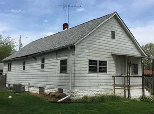 207 N 8th St, Benld, IL 62009