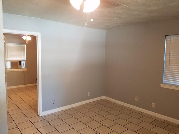 2nd image of 859 Broadway Ave APT 8