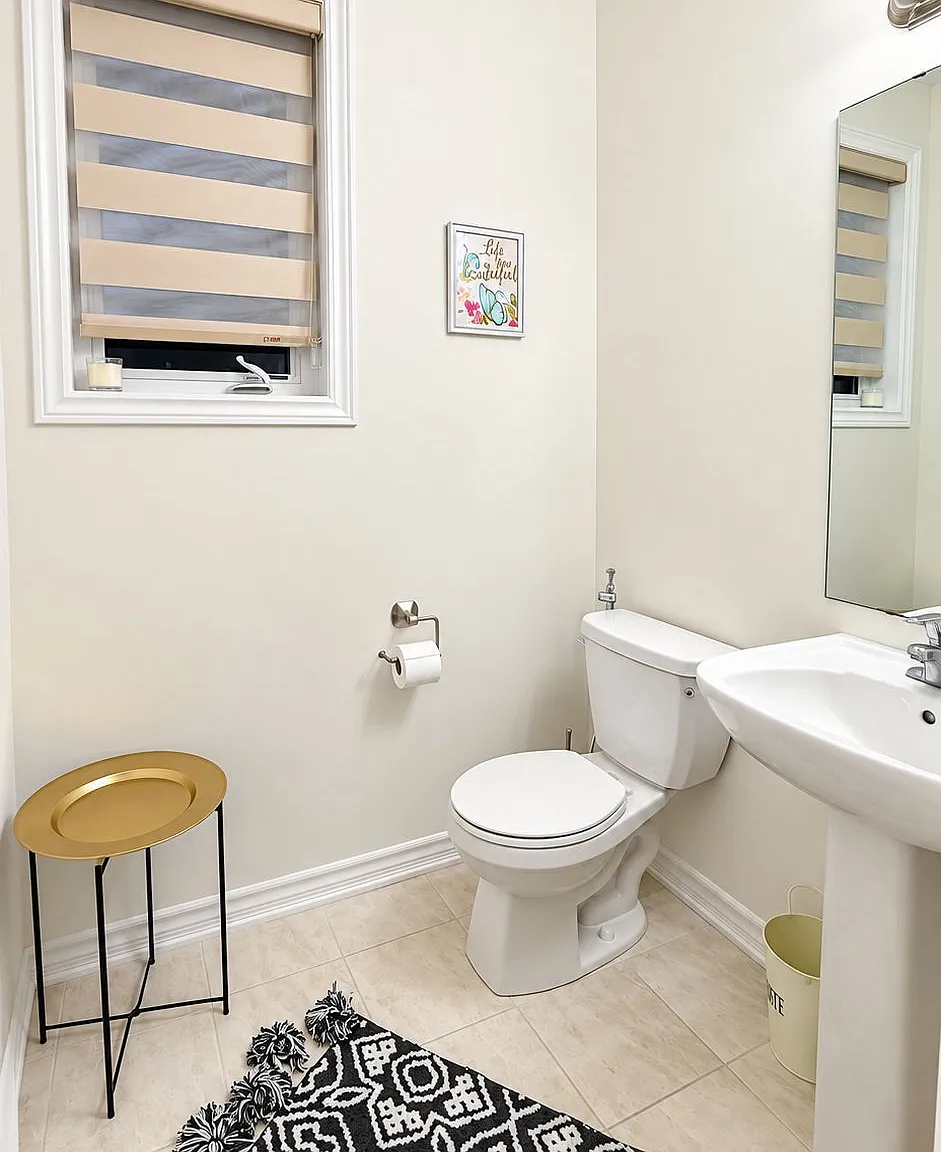 4 bed, $3,000 — Photo 3