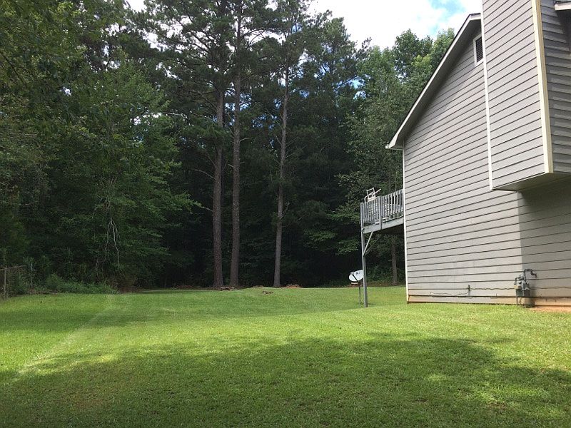 2nd image of 5417 Lakeside Dr