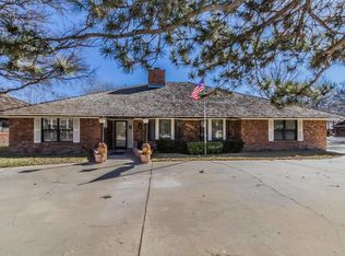 6400 Ridgewood Dr, Amarillo, TX 79109